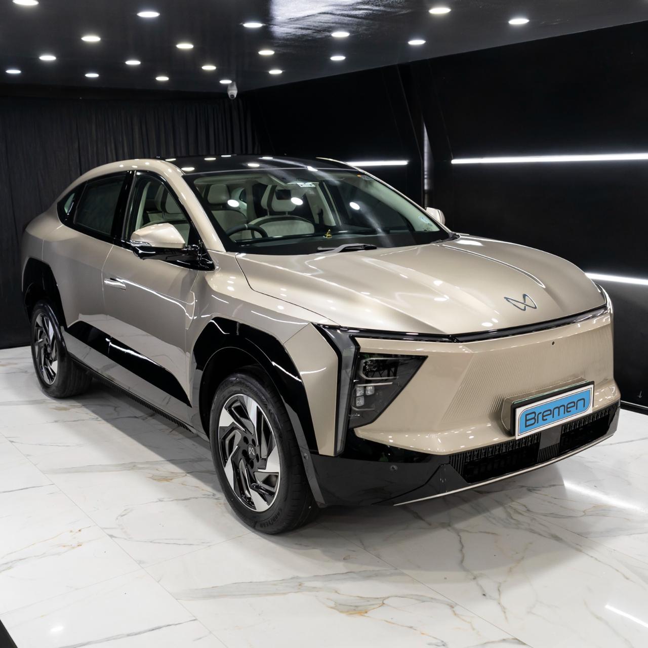 Mahindra XUV.e8